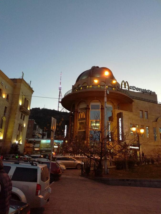 200 Metres From Rustaveli Avenue Διαμέρισμα Τυφλίδα Εξωτερικό φωτογραφία
