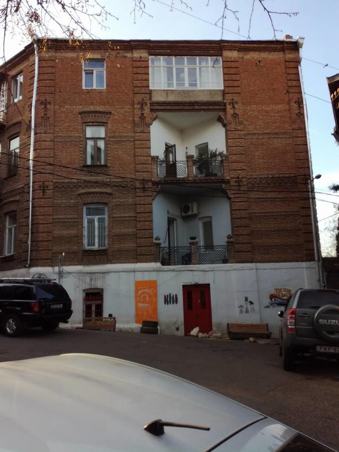 200 Metres From Rustaveli Avenue Διαμέρισμα Τυφλίδα Εξωτερικό φωτογραφία